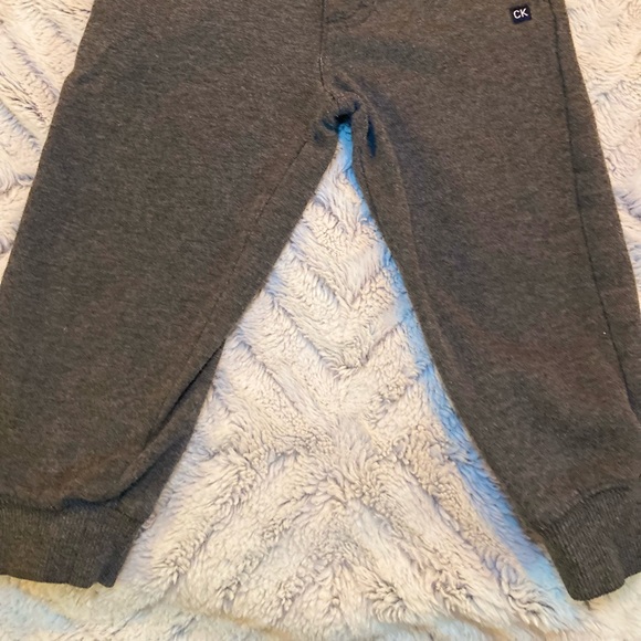 Calvin Klein boys 3T toddler set - Picture 6 of 8